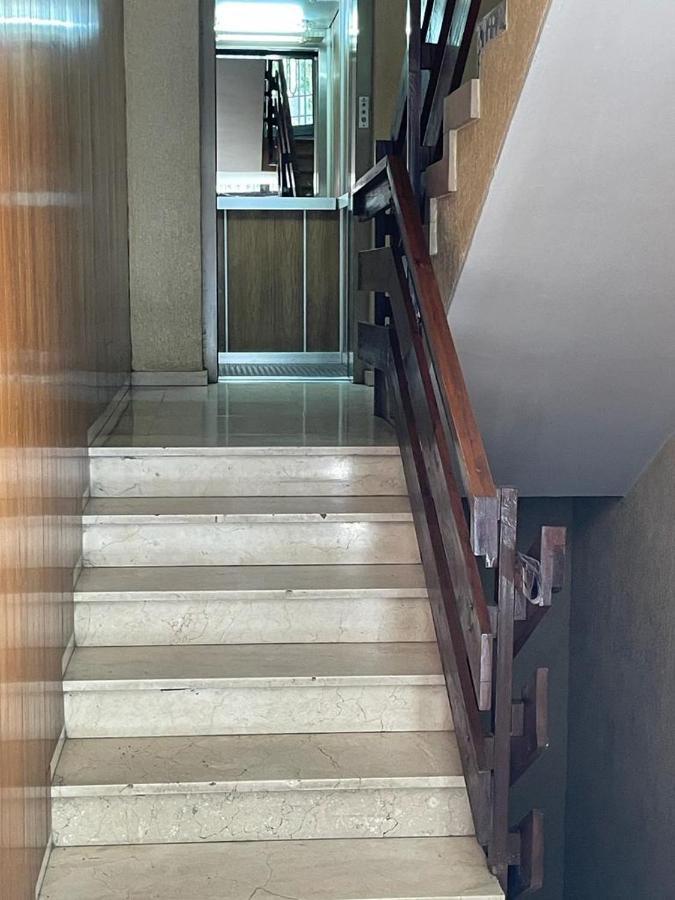 Apartamentos Gyc Vistas A Santo Domingo León Exterior foto